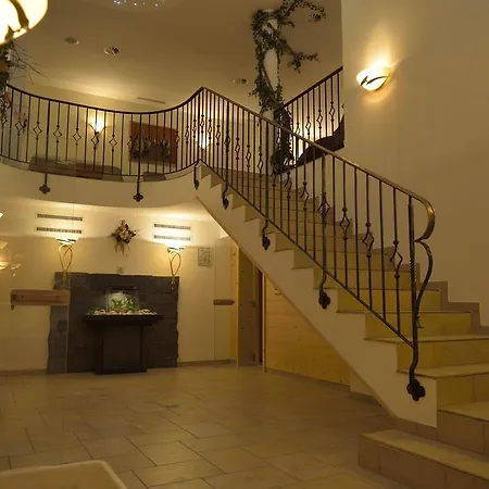 Hotel Traube 3*